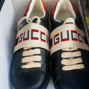 Gucci shoes